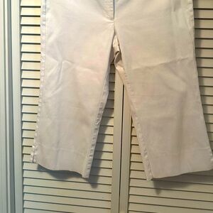 cropped pants size 12 white. White House/Black Market zip front